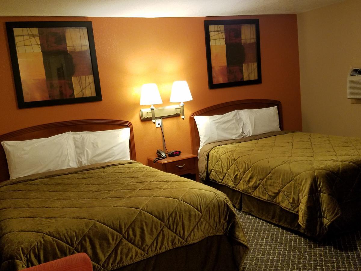 Budget Inn Чікешей Екстер'єр фото